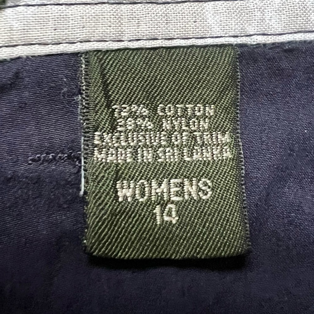 Eddie Bauer Plus Size Navy Blue Waist Tie Cargo Capri Size 14 - Picture 6 of 6